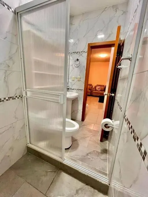 Apartamento Super Comodo Y Lujoso Puerto Baquerizo Moreno 0*,